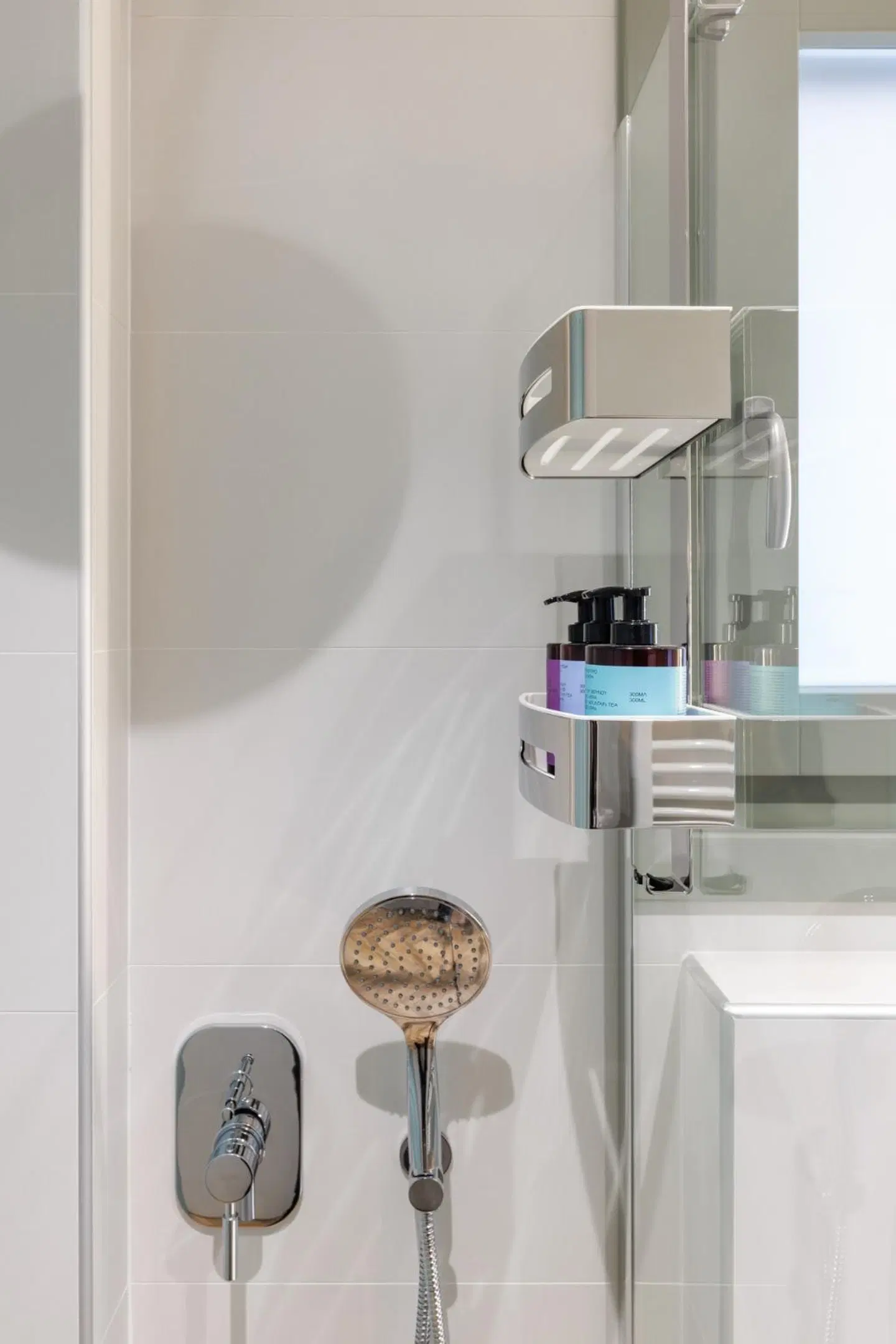 Helia All Seasons Apartments Badezimmer