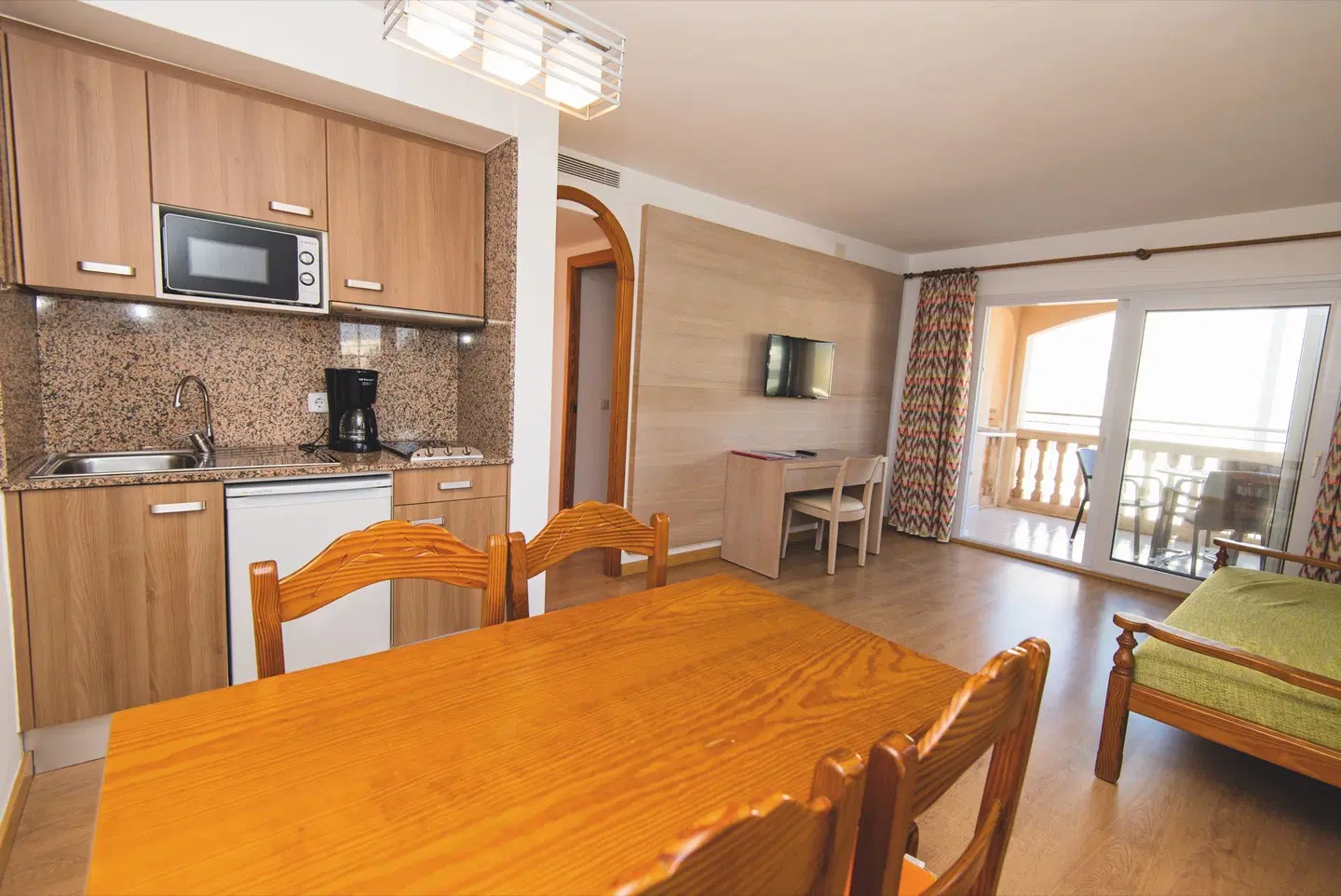 Quijote Park ROOM_EXAMPLE