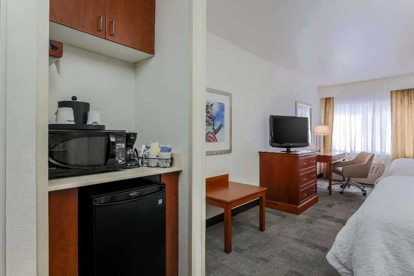 Hampton Inn Anchorage ROOM_EXAMPLE