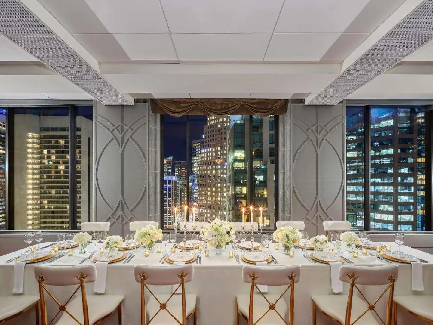 Fairmont Hotel Vancouver Restaurant