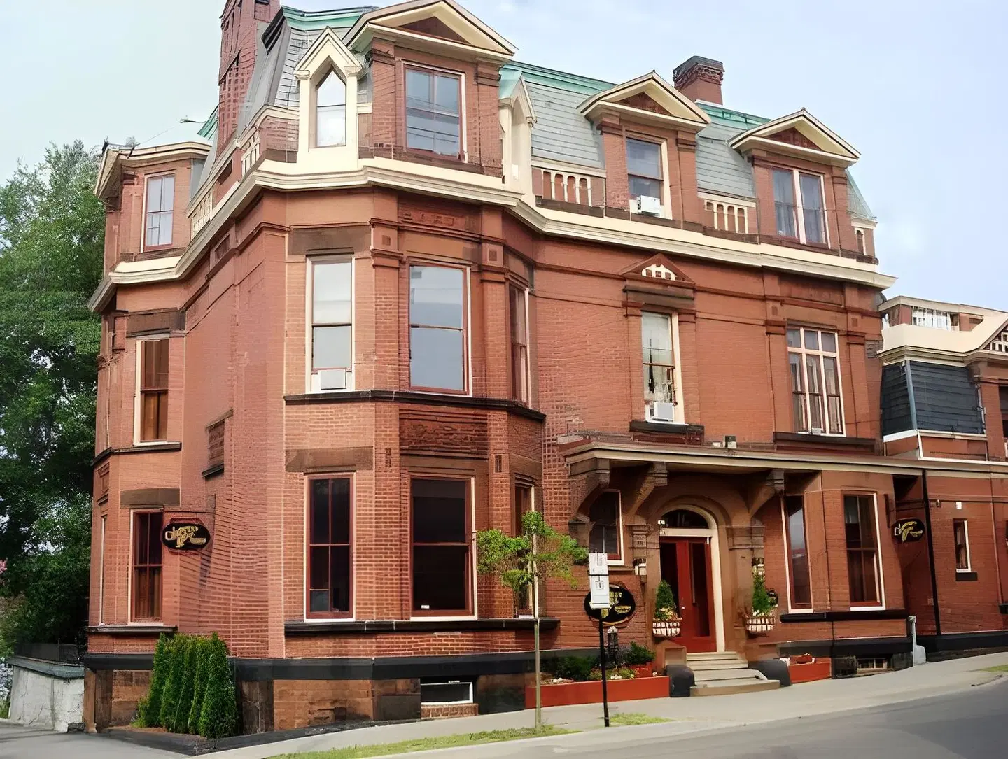 Chipman Hill Suites - Union Street EXTERIOR