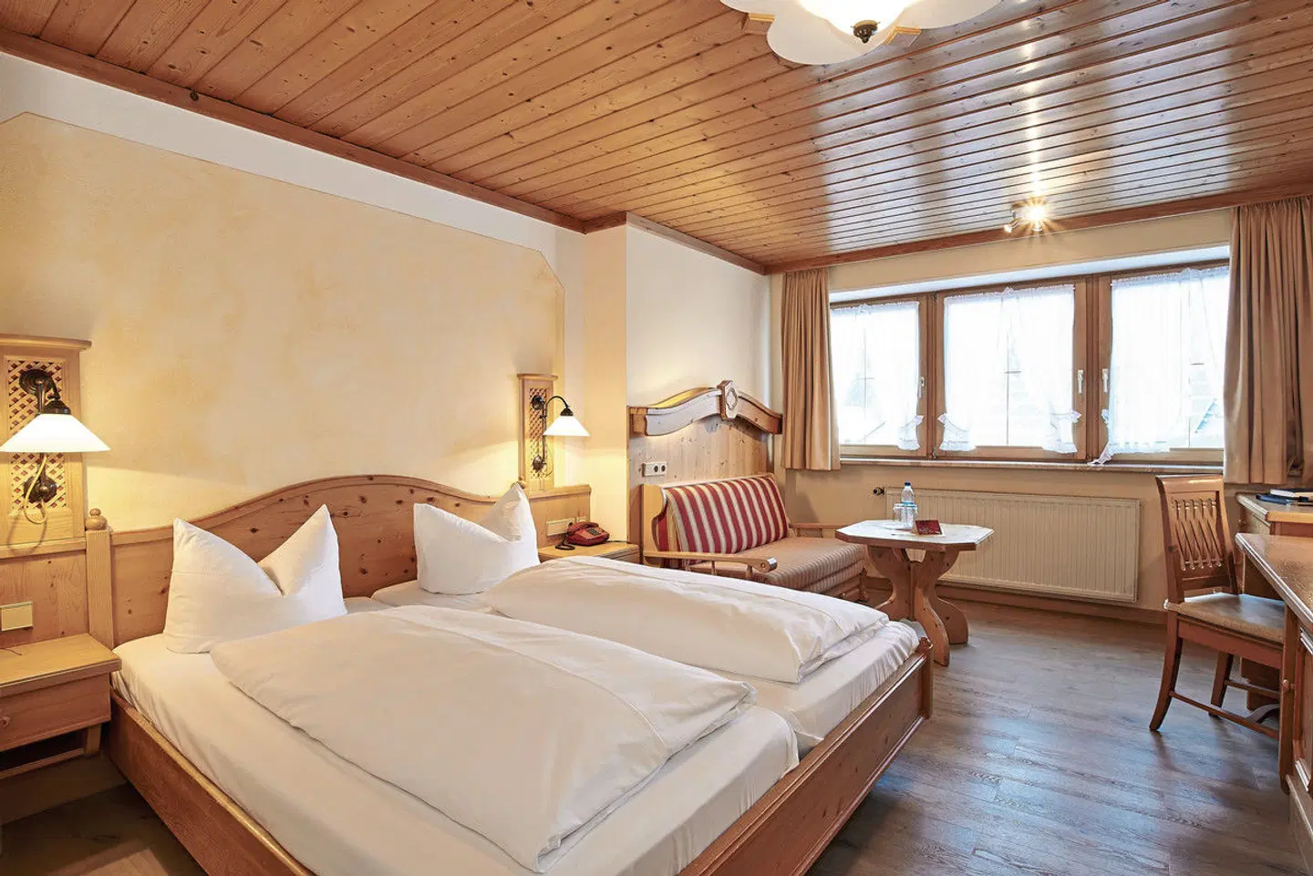 Hotel Bergheimat ROOM_EXAMPLE
