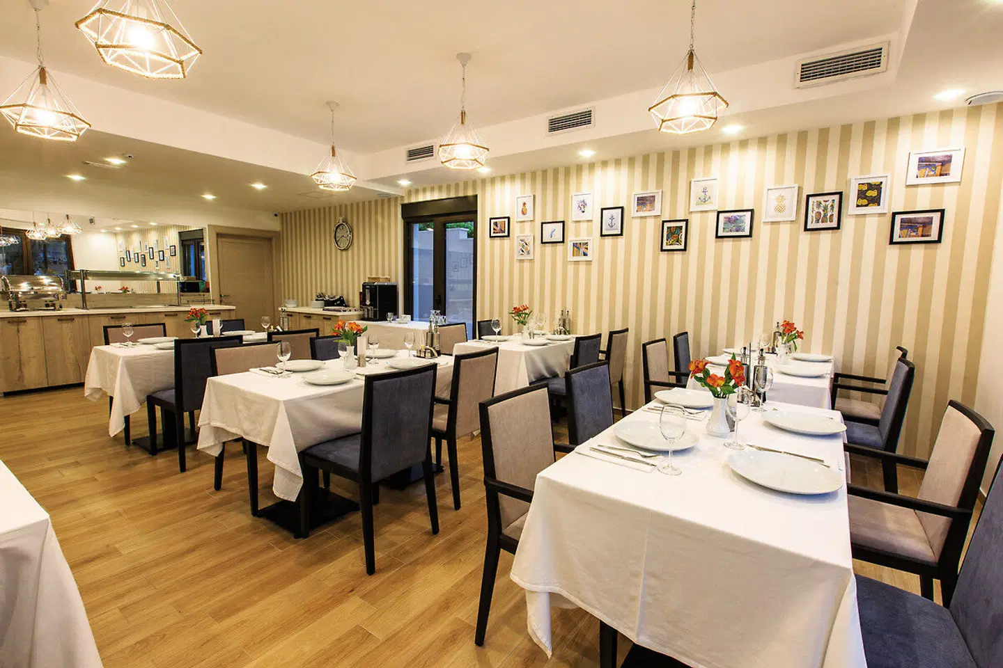 Harmony RESTAURANT