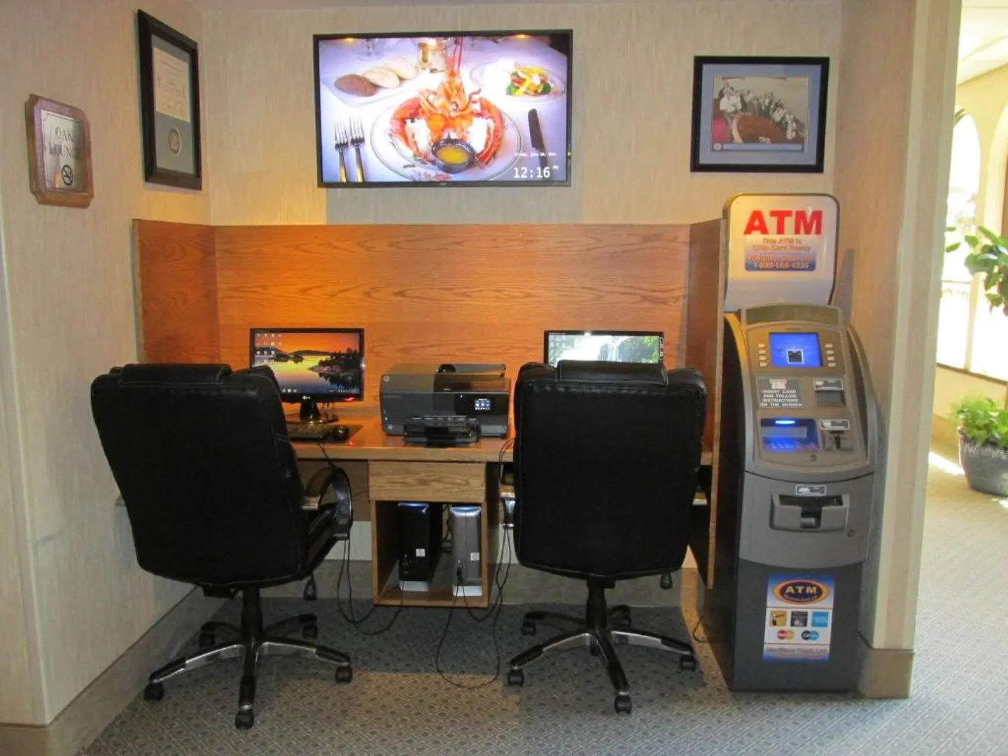 The Fredericton Inn LOUNGE_LOBBY