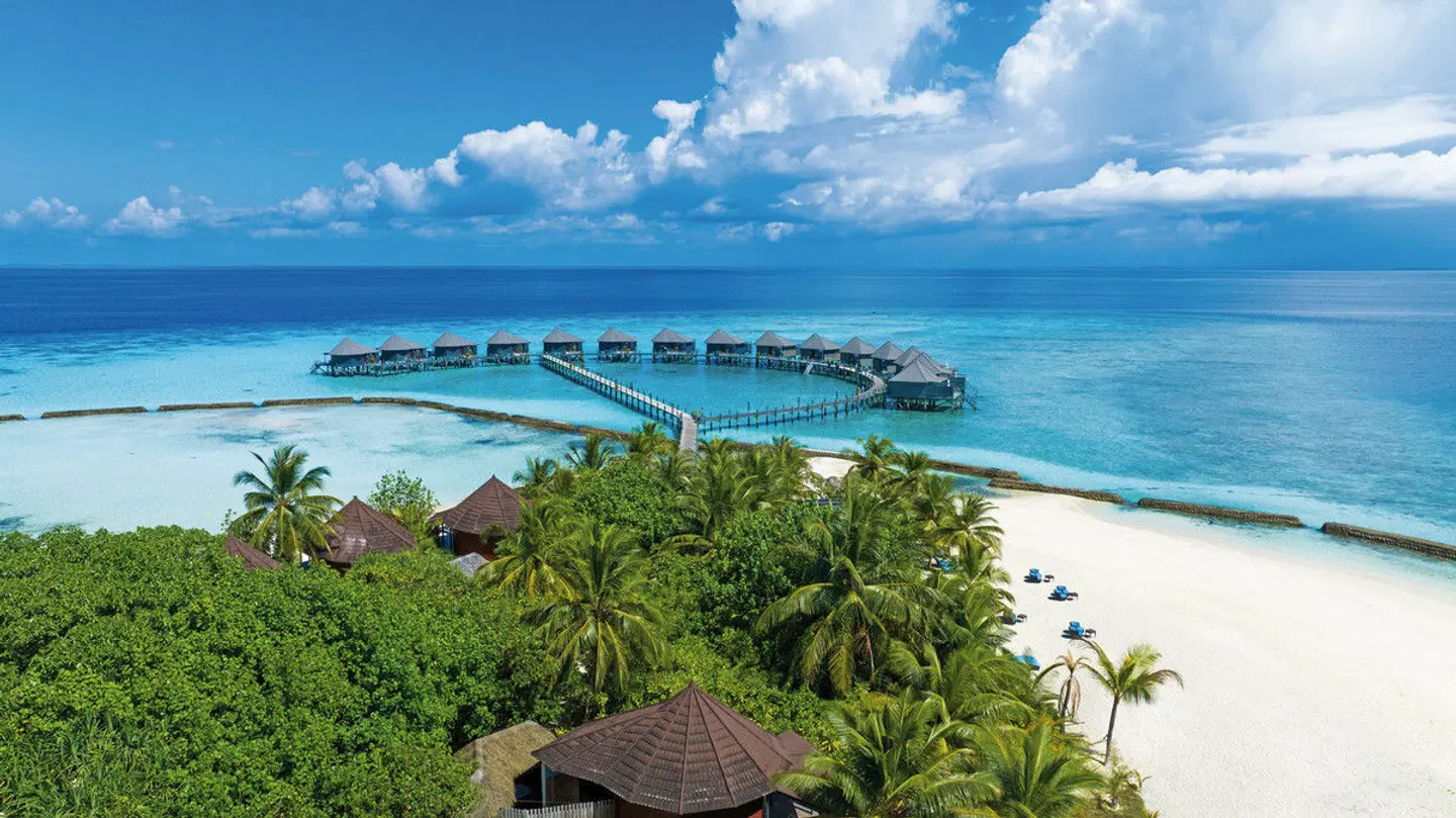 Komandoo Island Resort & Spa Strand