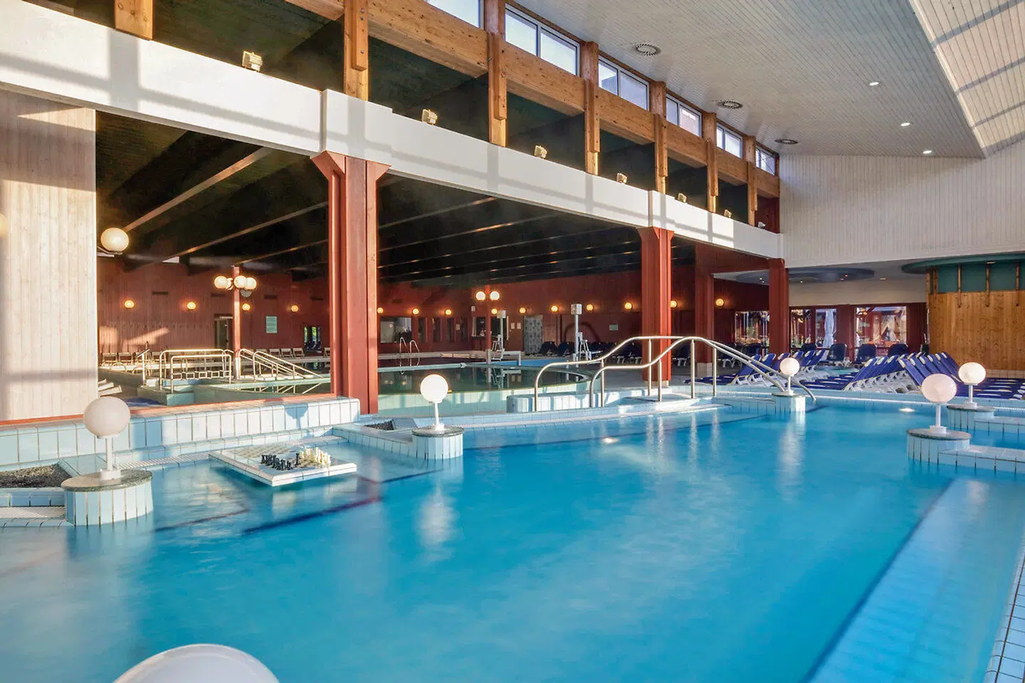 Danubius Hotel Bük OUTDOOR_POOL