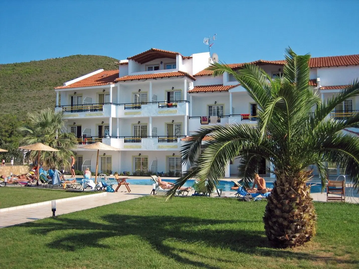 Hotel Rachoni Bay Resort EXTERIOR