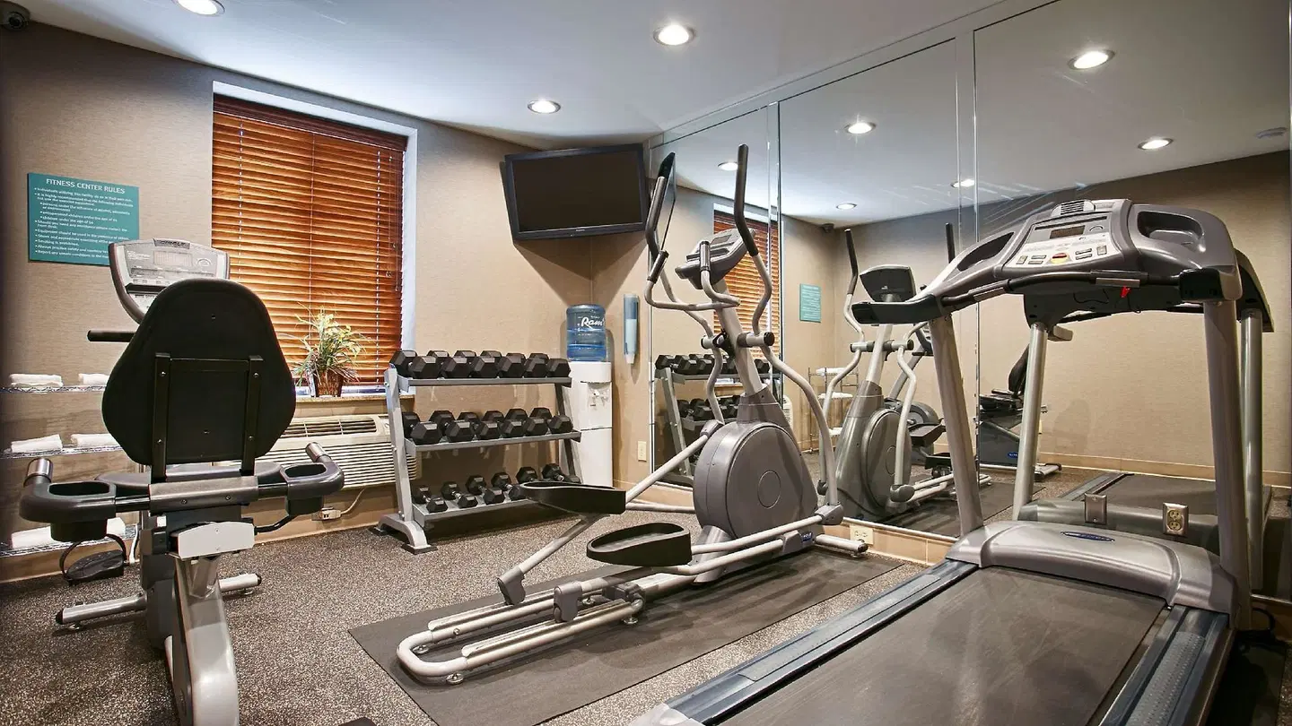 Best Western JFK Airport SPORTS_AND_LEISURE