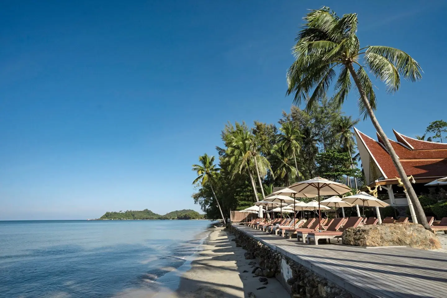 Santhiya Koh Chang Resort Strand