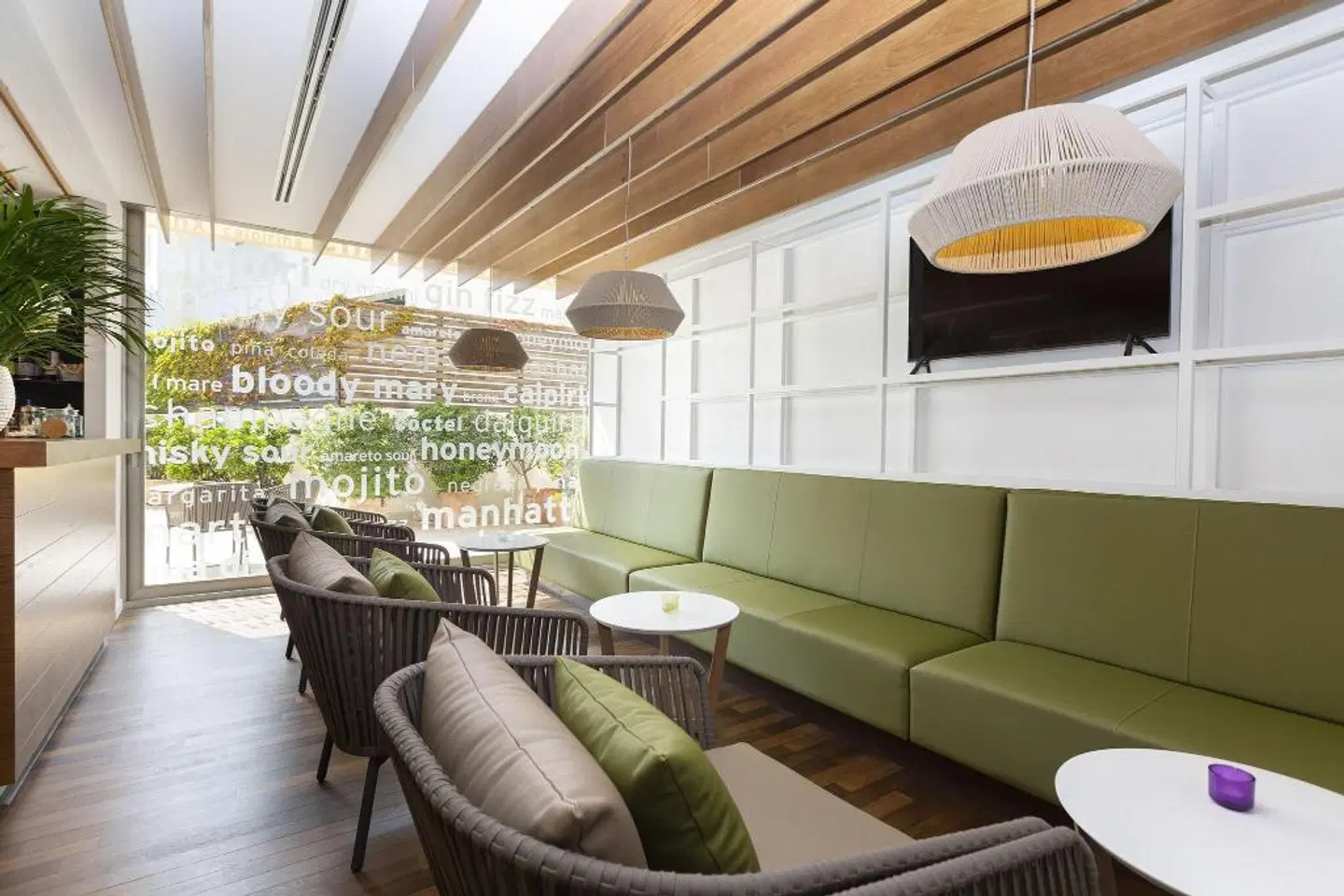 Aimia LOUNGE_LOBBY