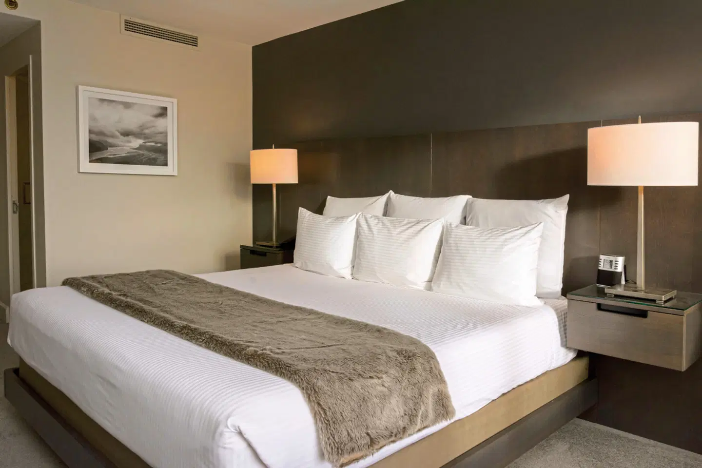 The Benson Portland, Curio Collection by Hilton ROOM_EXAMPLE