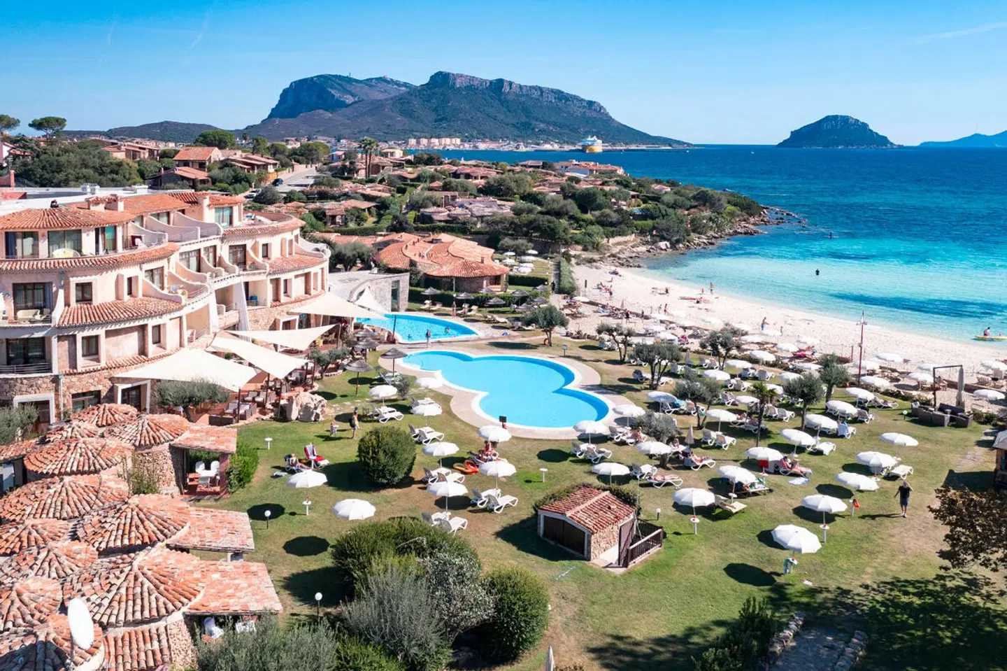 Hotel Resort & SPA Baia Caddinas EXTERIOR