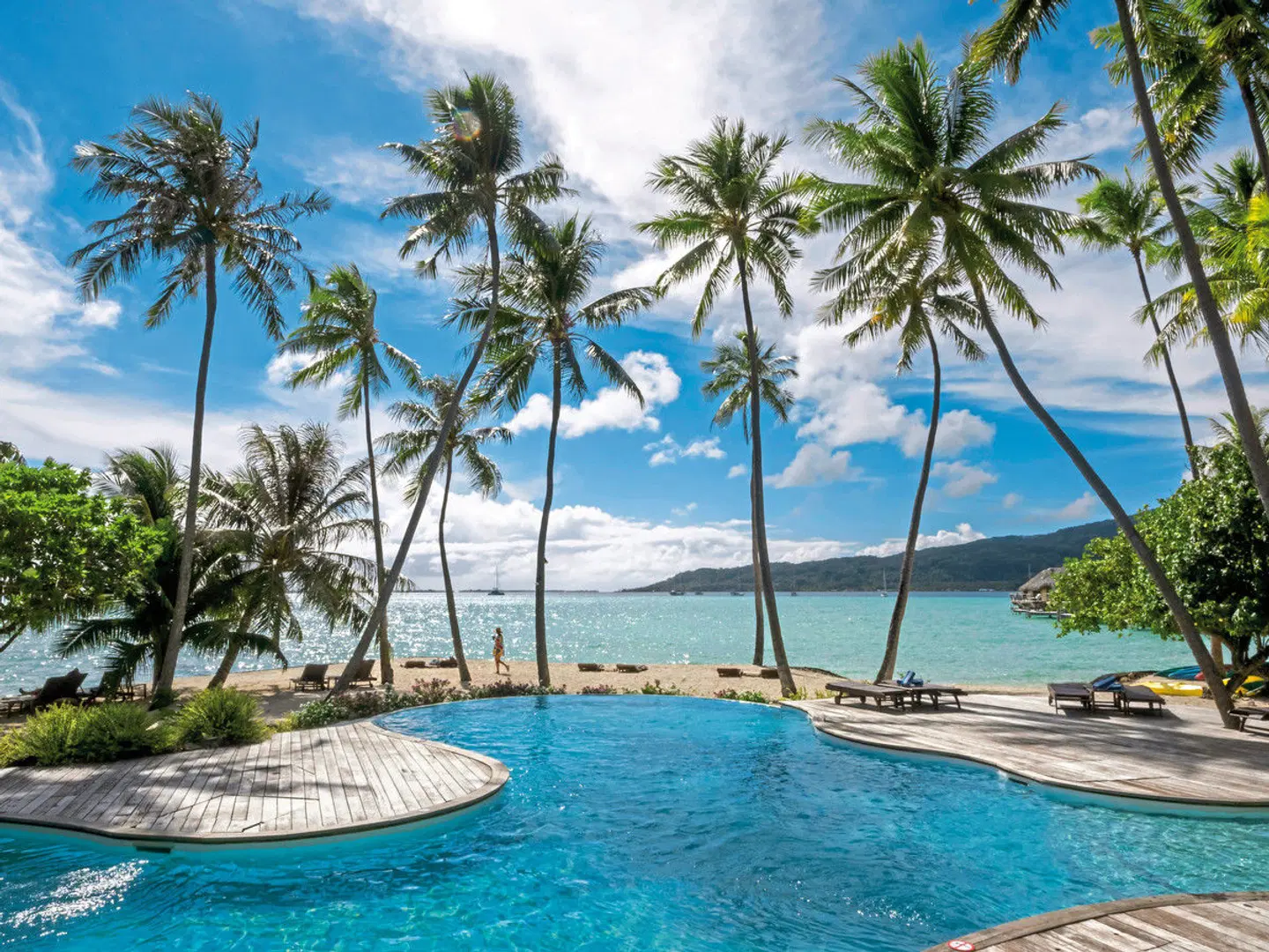 Le Taha'a by Pearl Resorts OUTDOOR_POOL