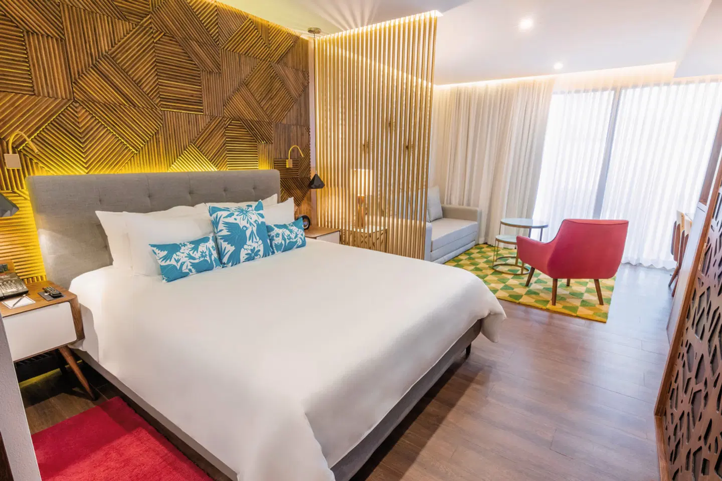 The Fives Downtown Hotel & Residences ROOM_EXAMPLE
