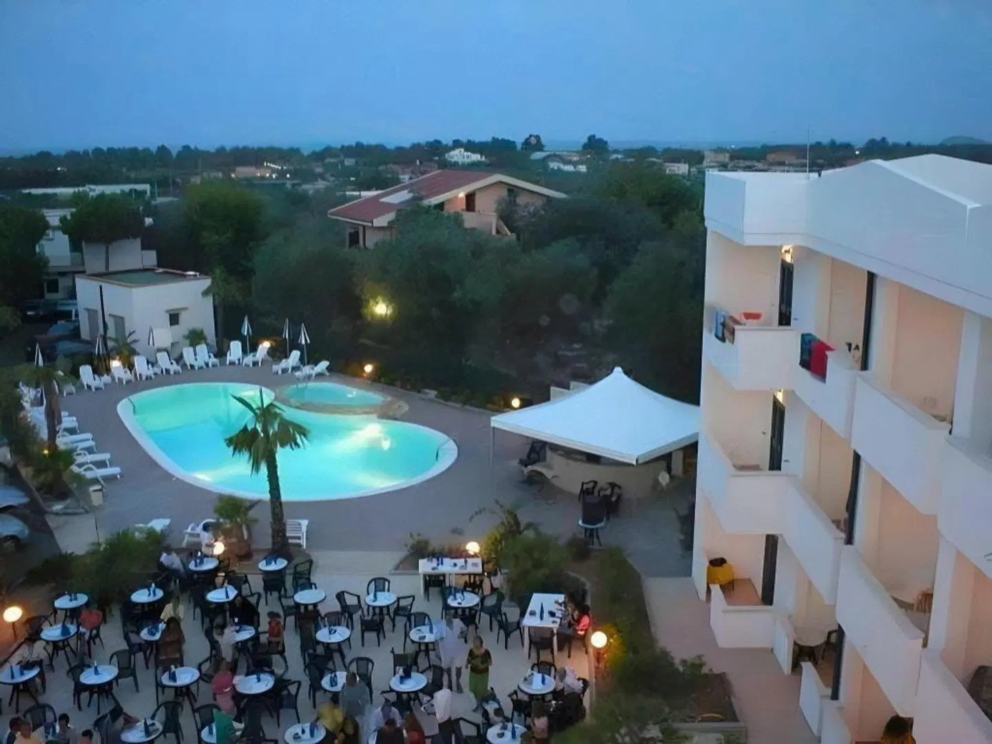 Hotel Magnolia OUTDOOR_POOL