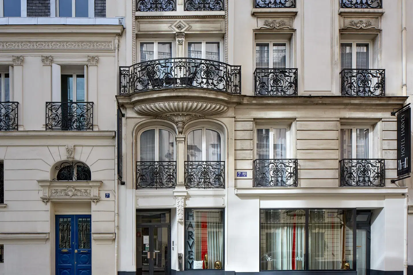 Hôtel Harvey EXTERIOR