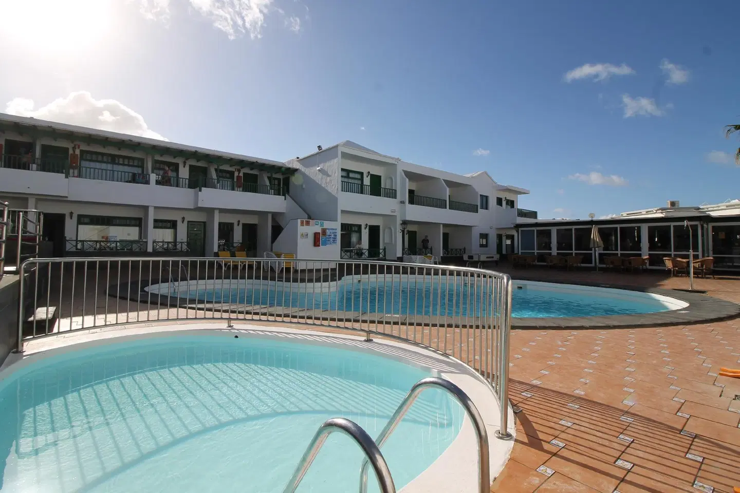 Apartamentos Elena OUTDOOR_POOL