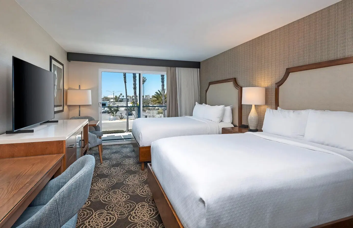 Redondo Beach Hotel, Tapestry Collection by Hilton ROOM_EXAMPLE