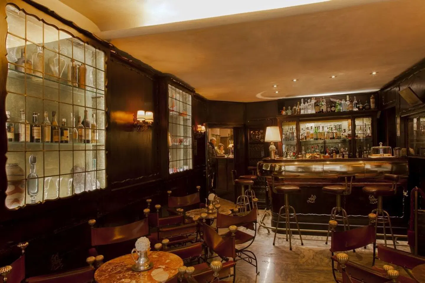 Saturnia & International Bar