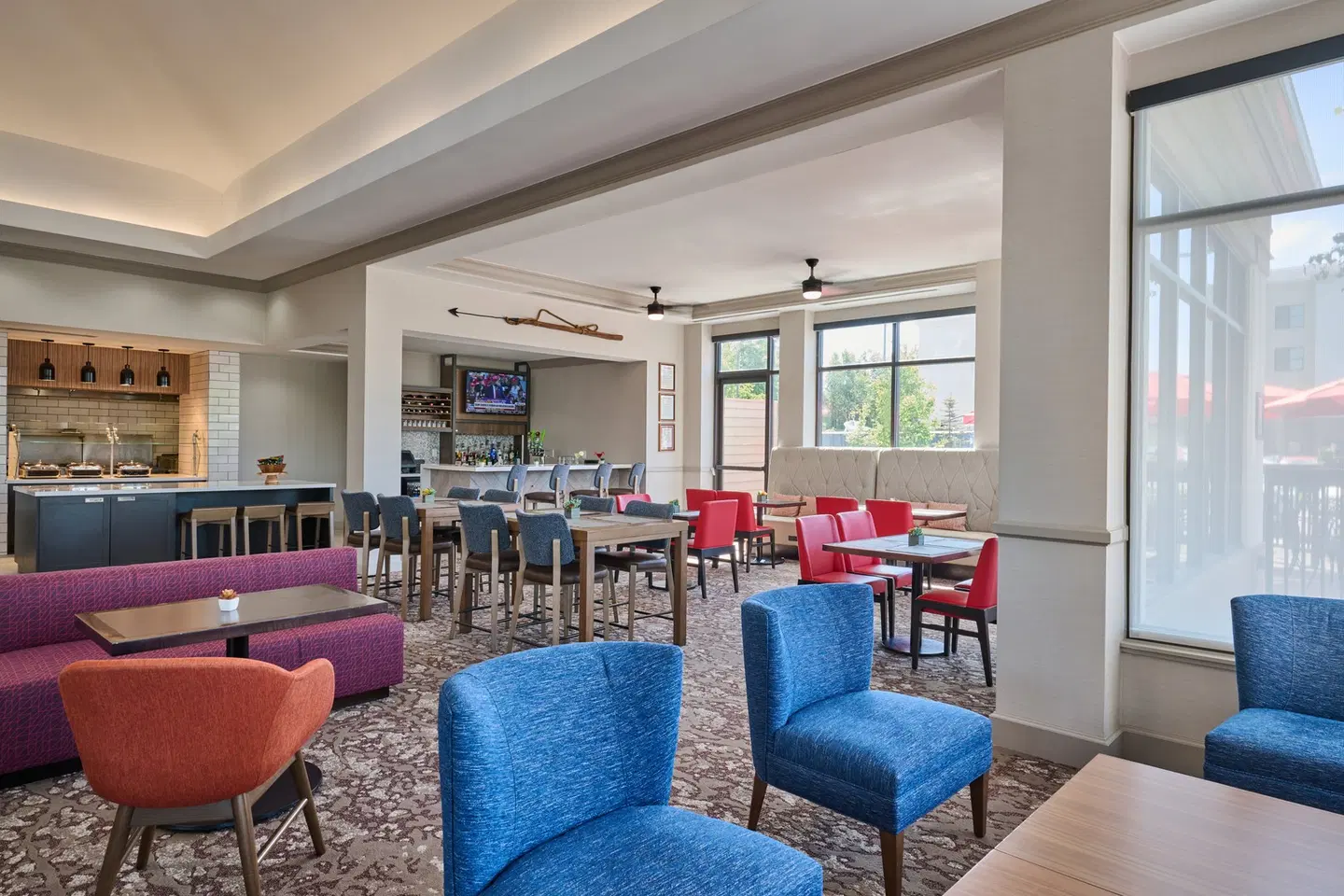 Hilton Garden Inn Anchorage Bar