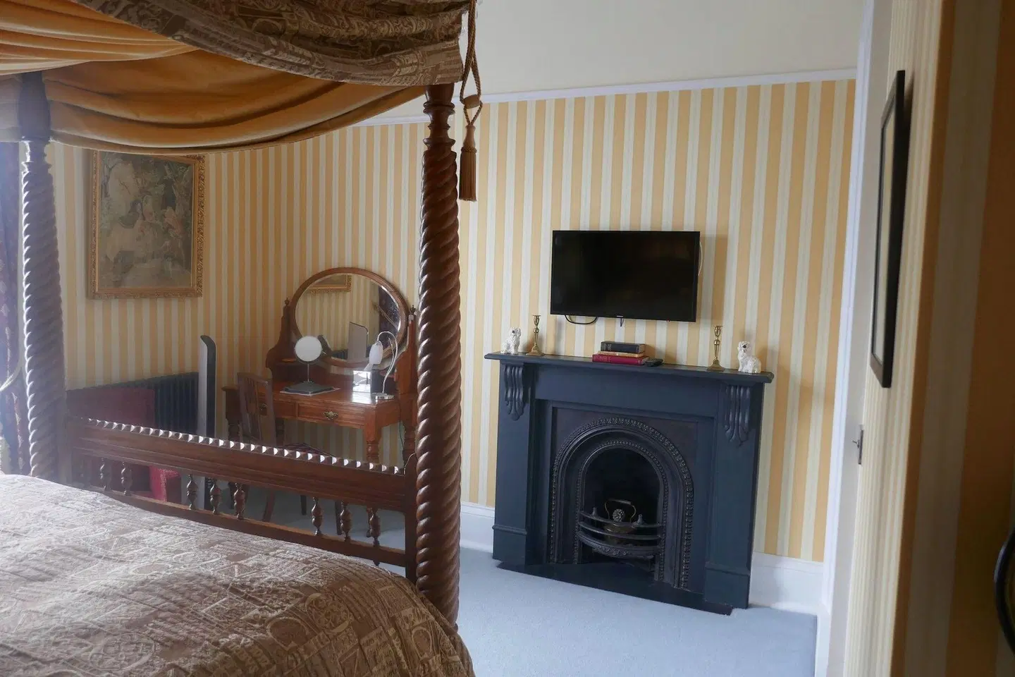 MonkBridge House ROOM_EXAMPLE