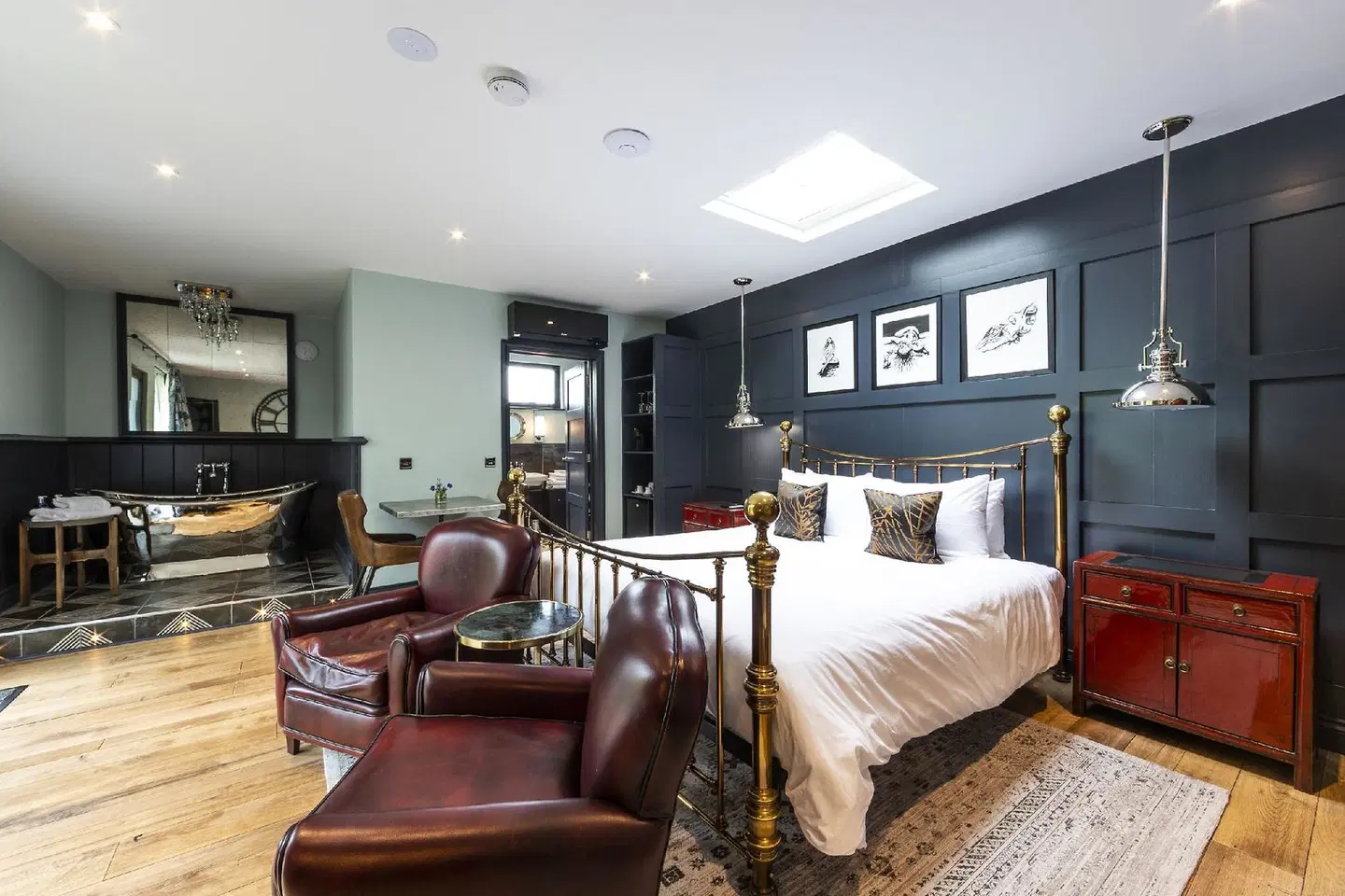 Eagle Mill ROOM_EXAMPLE