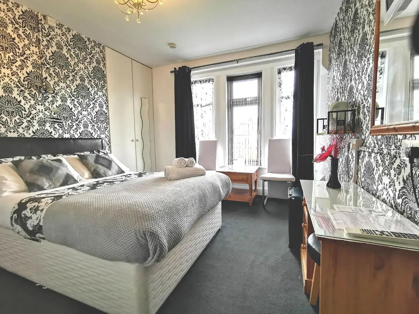 Eastleigh Hotel ROOM_EXAMPLE