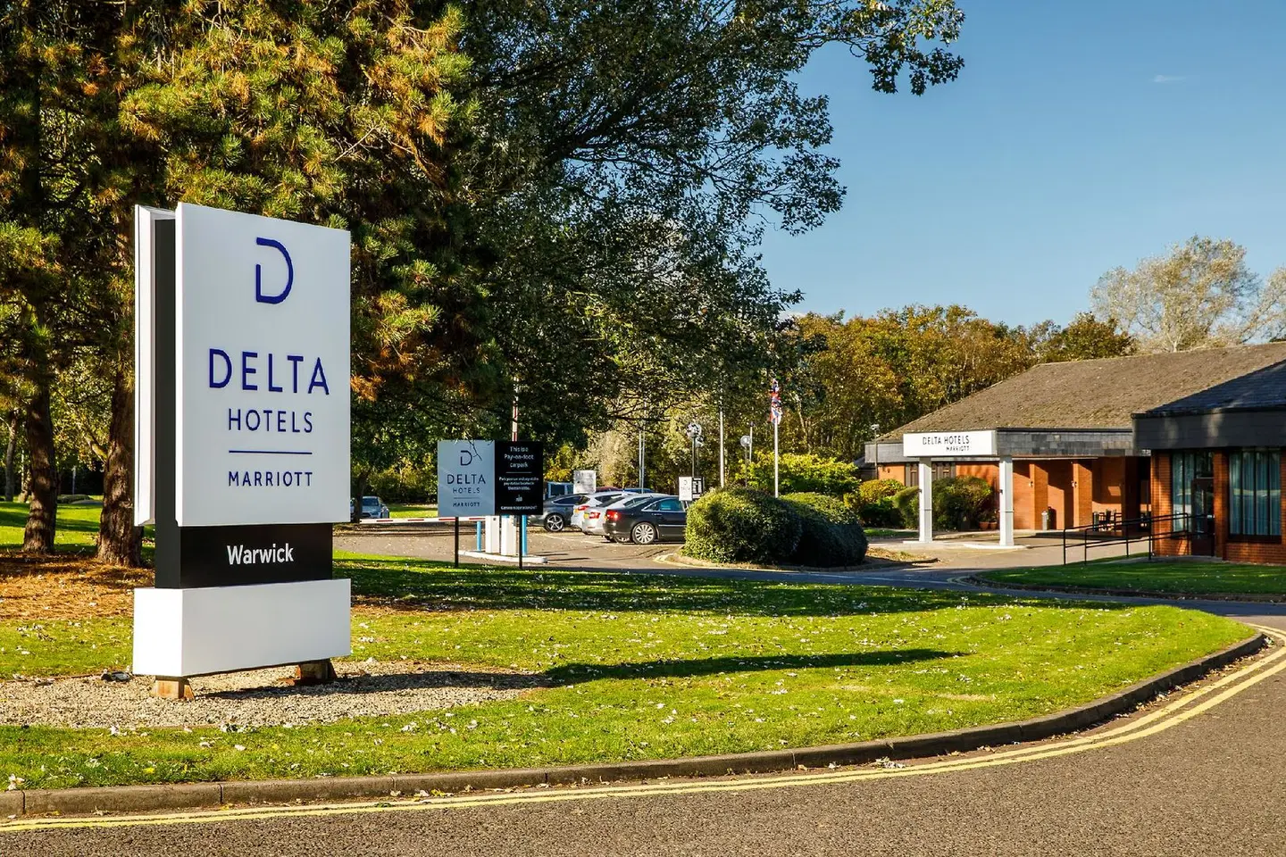 Delta Hotels by Marriott Warwick Garten
