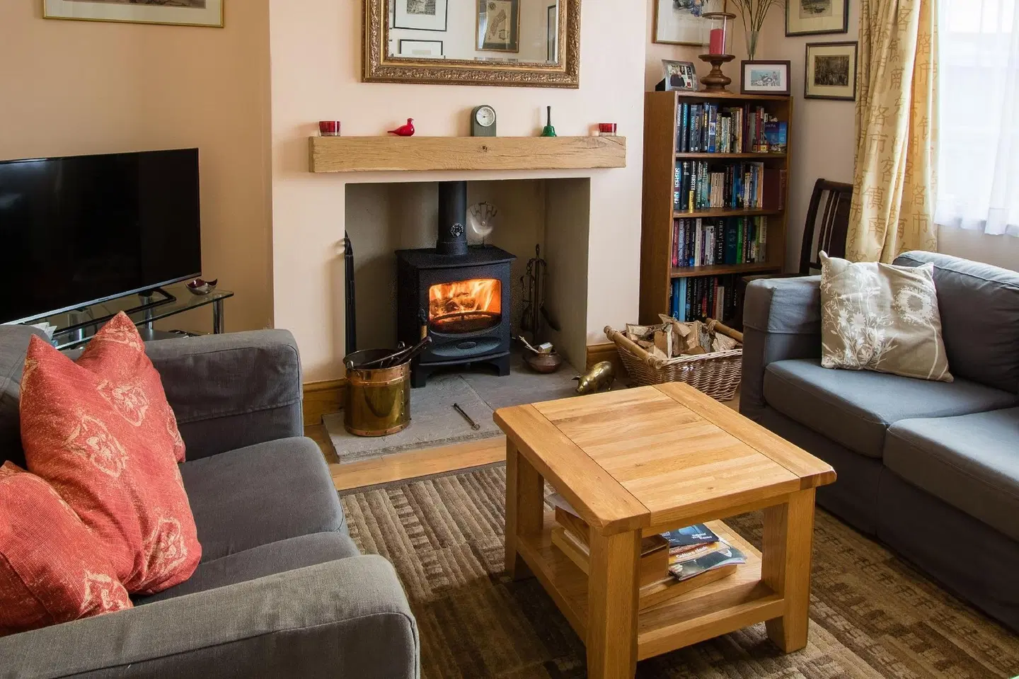 THE OLD POSTHOUSE B&B LOUNGE_LOBBY