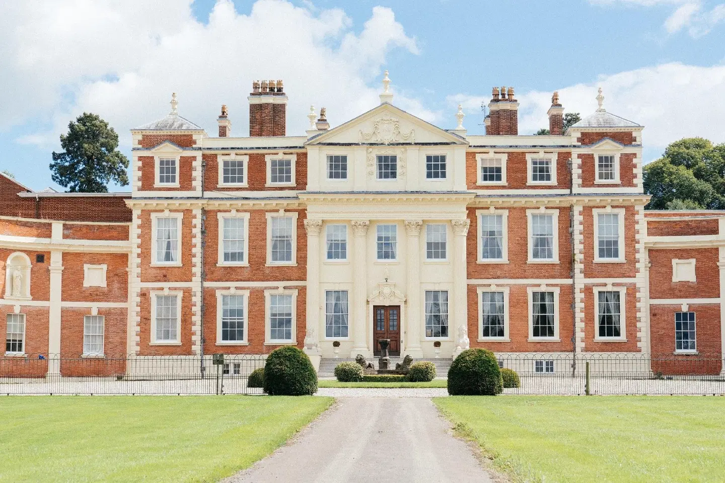 Hawkstone Hall Hotel & Gardens EXTERIOR