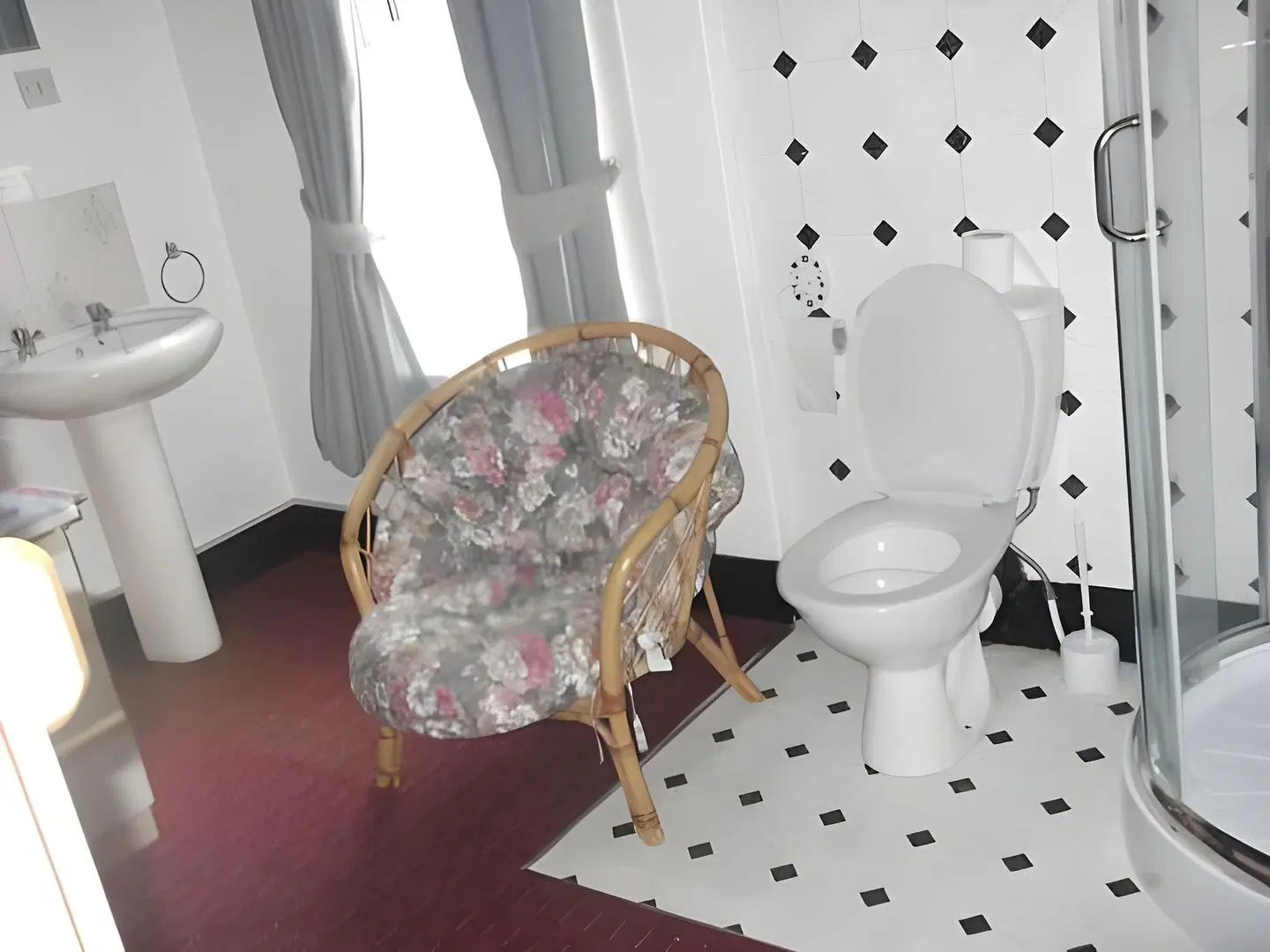 Happy Days Guesthouse Badezimmer