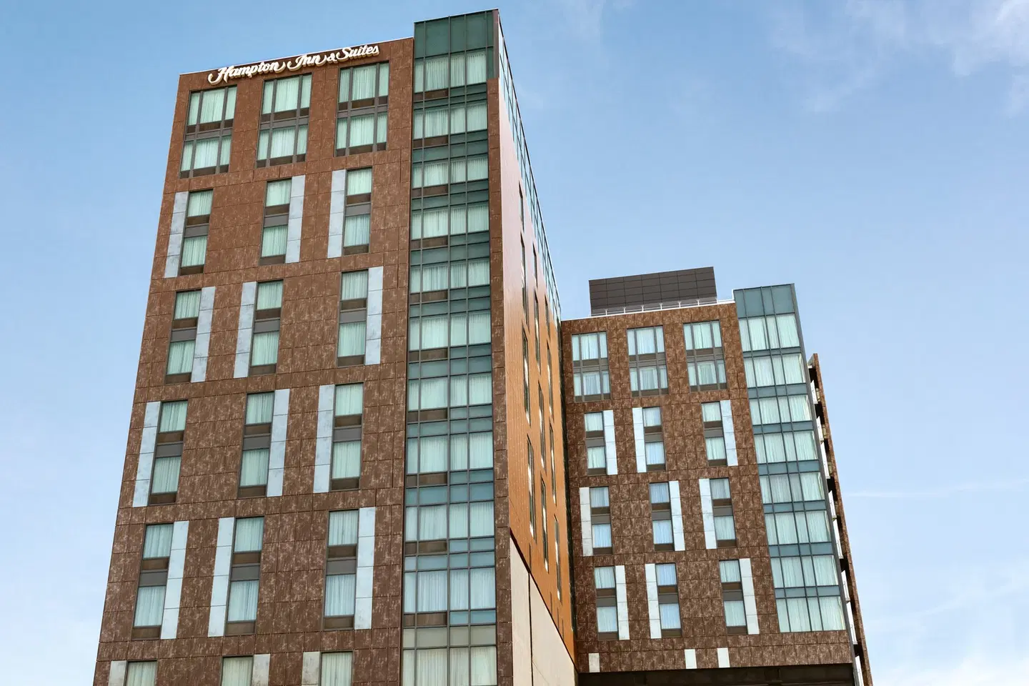 Hampton Inn & Suites Washington DC-Navy Yard EXTERIOR