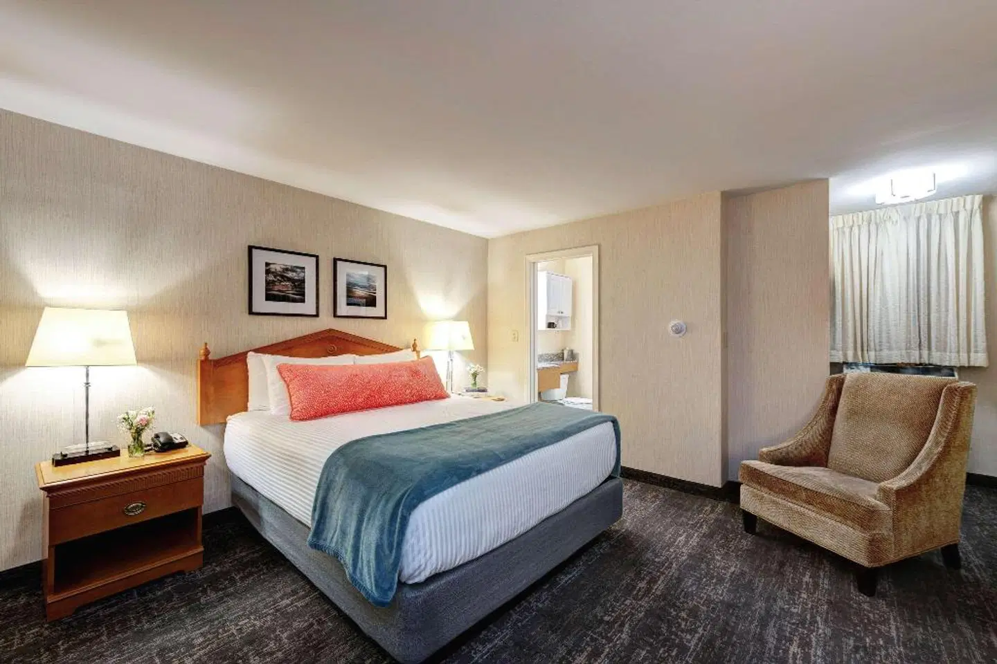 Port Inn And Suites Portsmouth, Ascend Hotel Collection ROOM_EXAMPLE