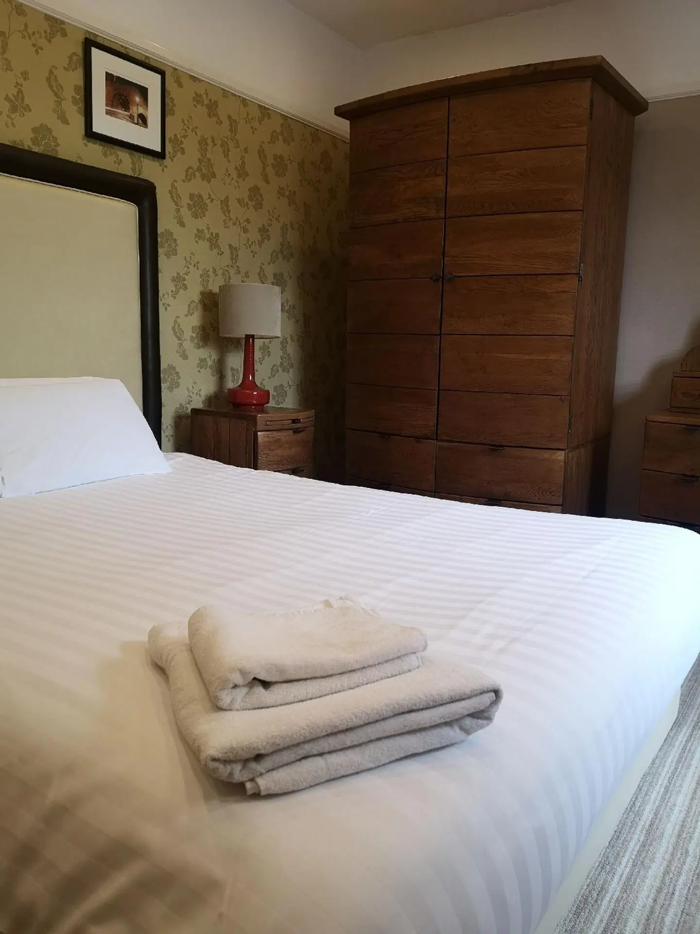 Charlotte House ROOM_EXAMPLE