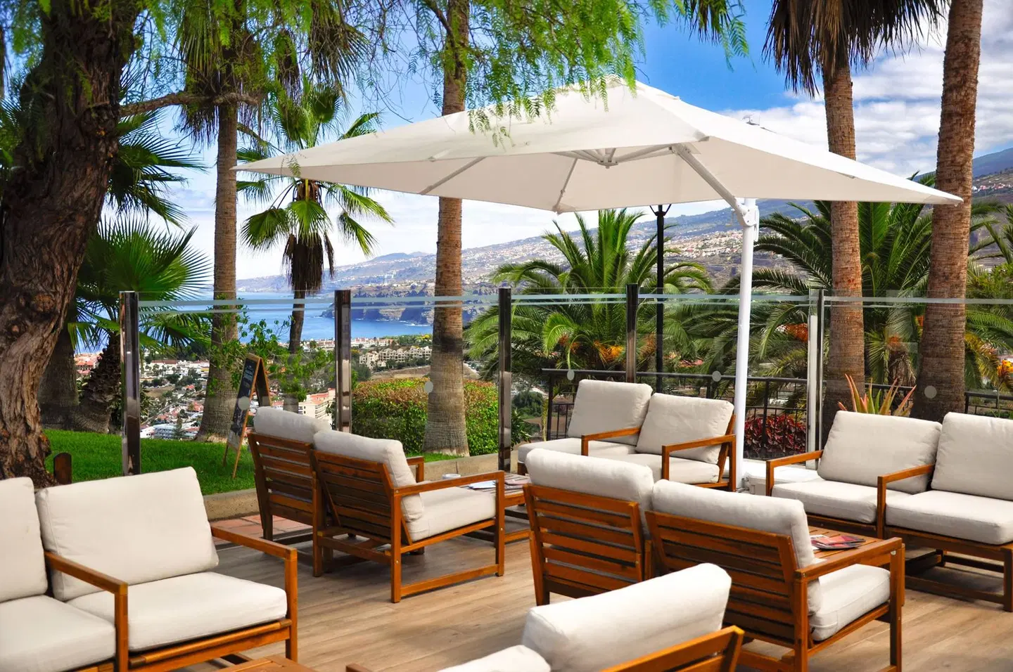 Hotel Las Águilas Tenerife, Affiliated by Meliá TERRACE