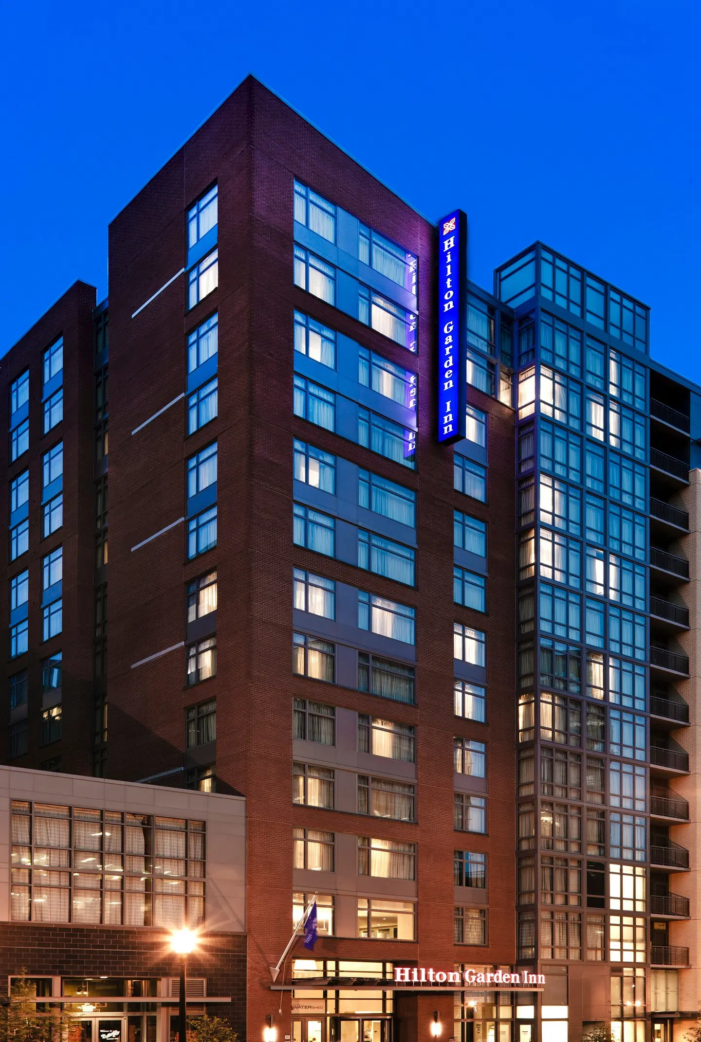 Hilton Garden Inn Washington DC/U.S. Capitol EXTERIOR