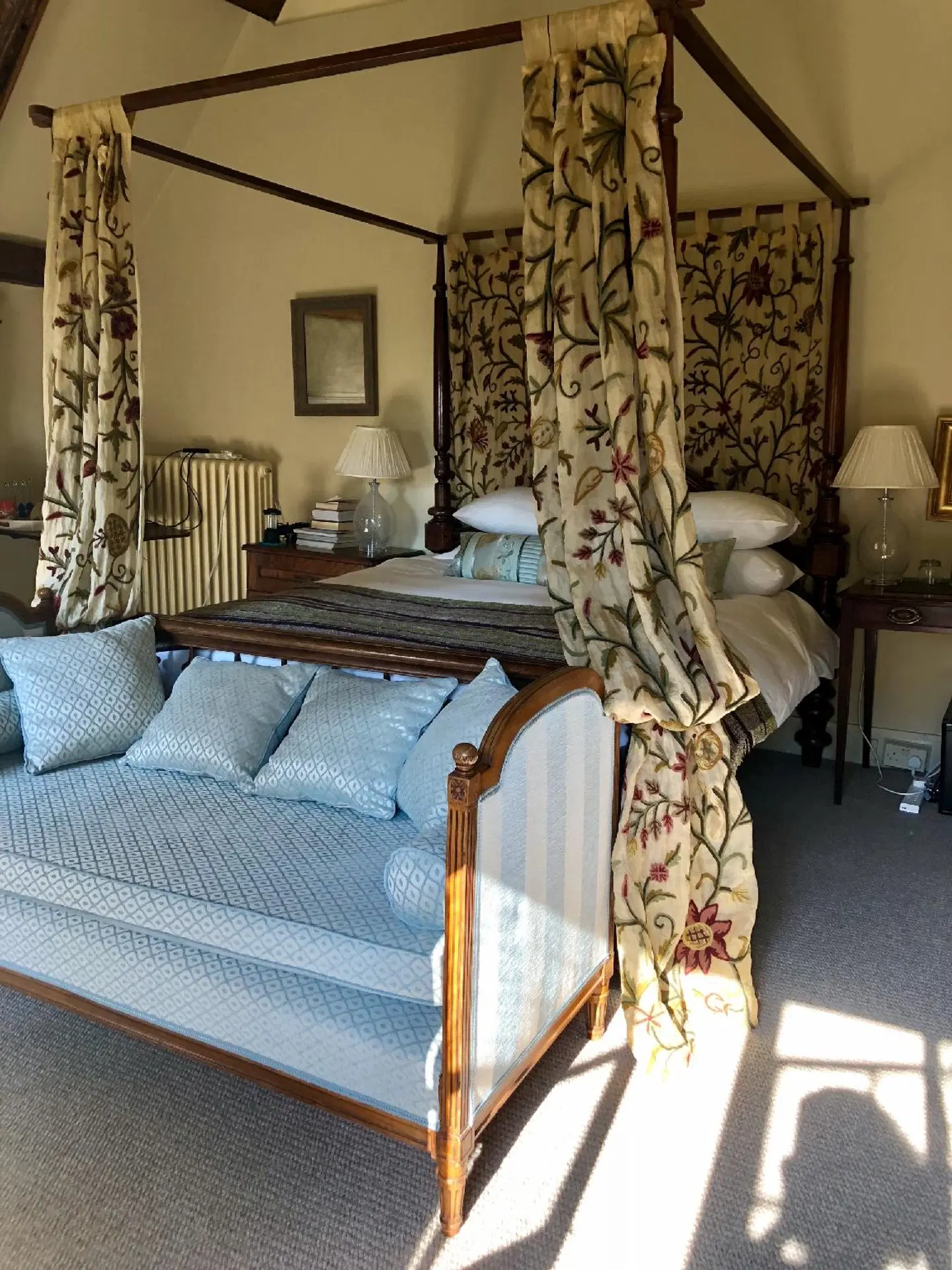 Harlington Manor ROOM_EXAMPLE