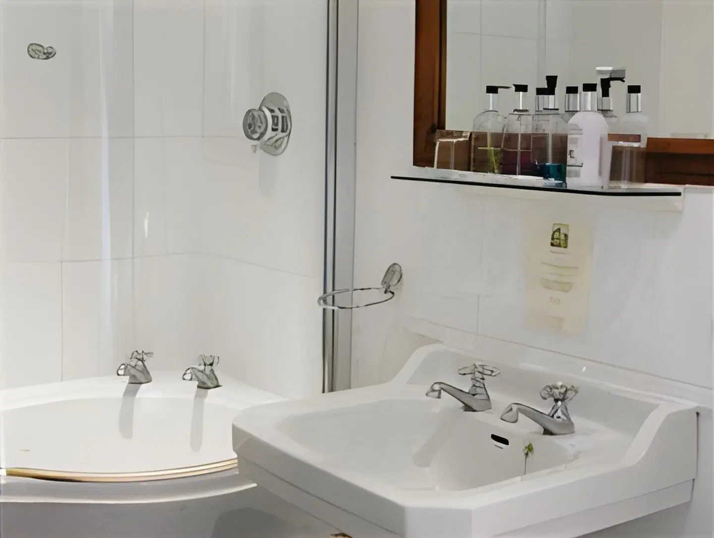 The Greyhound Coaching Inn Badezimmer
