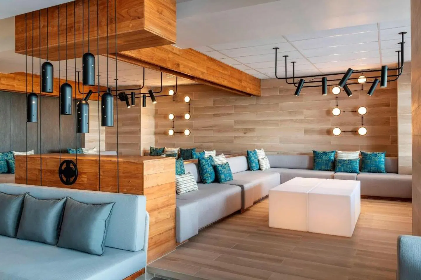 Aloft by Marriott Dubai Creek LOUNGE_LOBBY