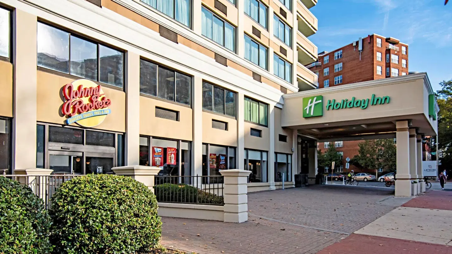 Holiday Inn Washington-Central/White House EXTERIOR
