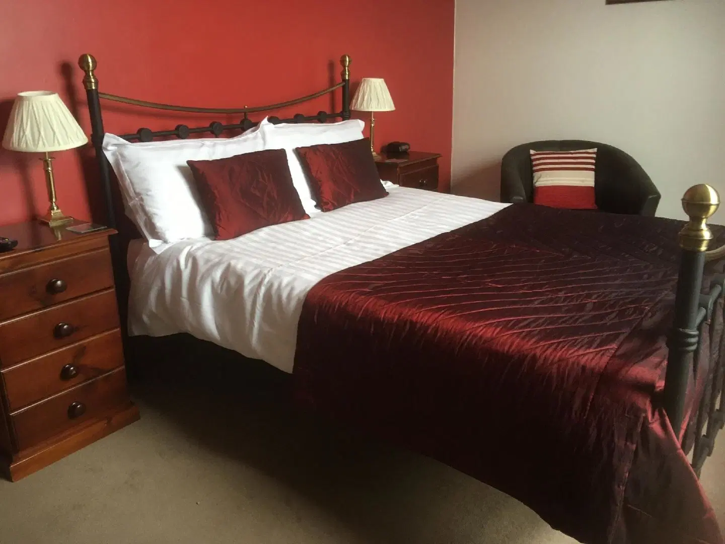 Grove House Guest House ROOM_EXAMPLE