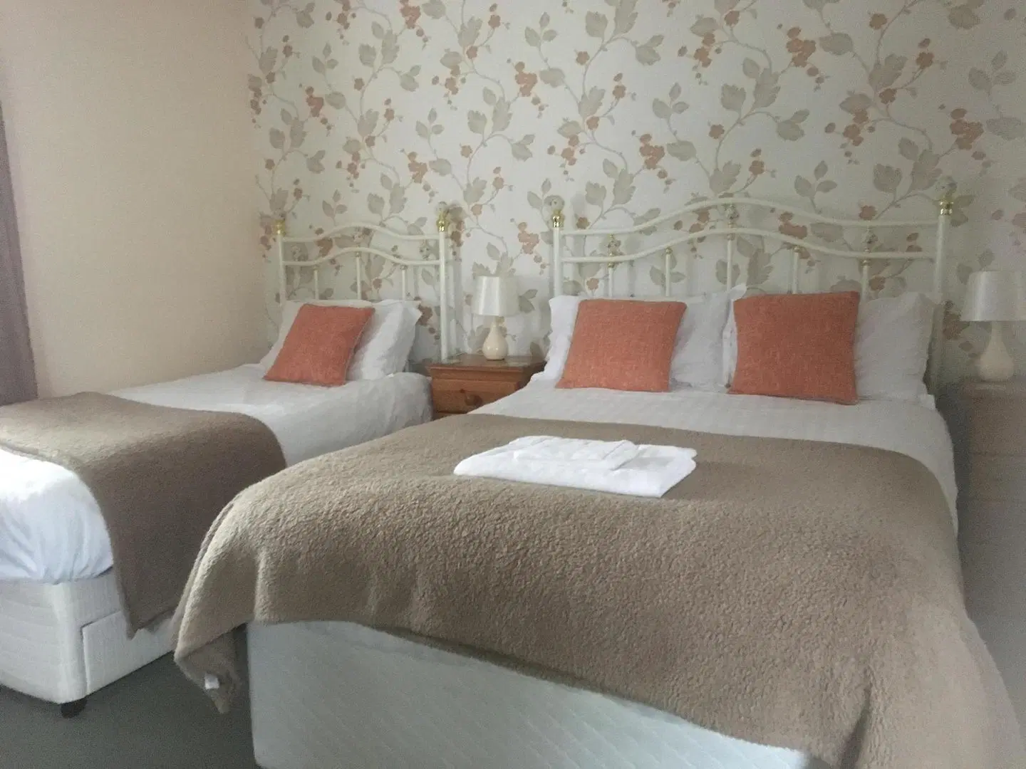 Grove House Guest House ROOM_EXAMPLE