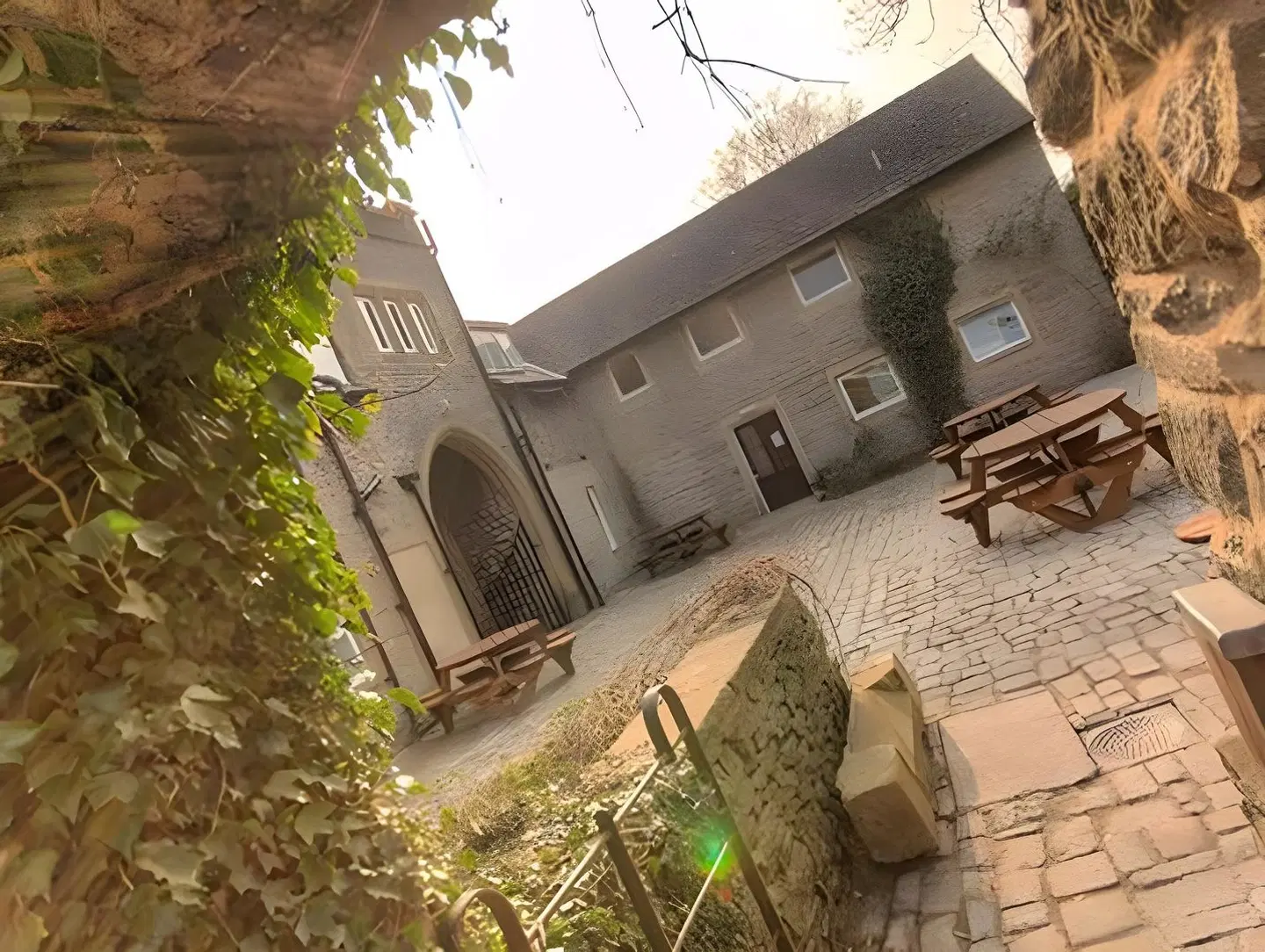 YHA Castleton Losehill Hall EXTERIOR