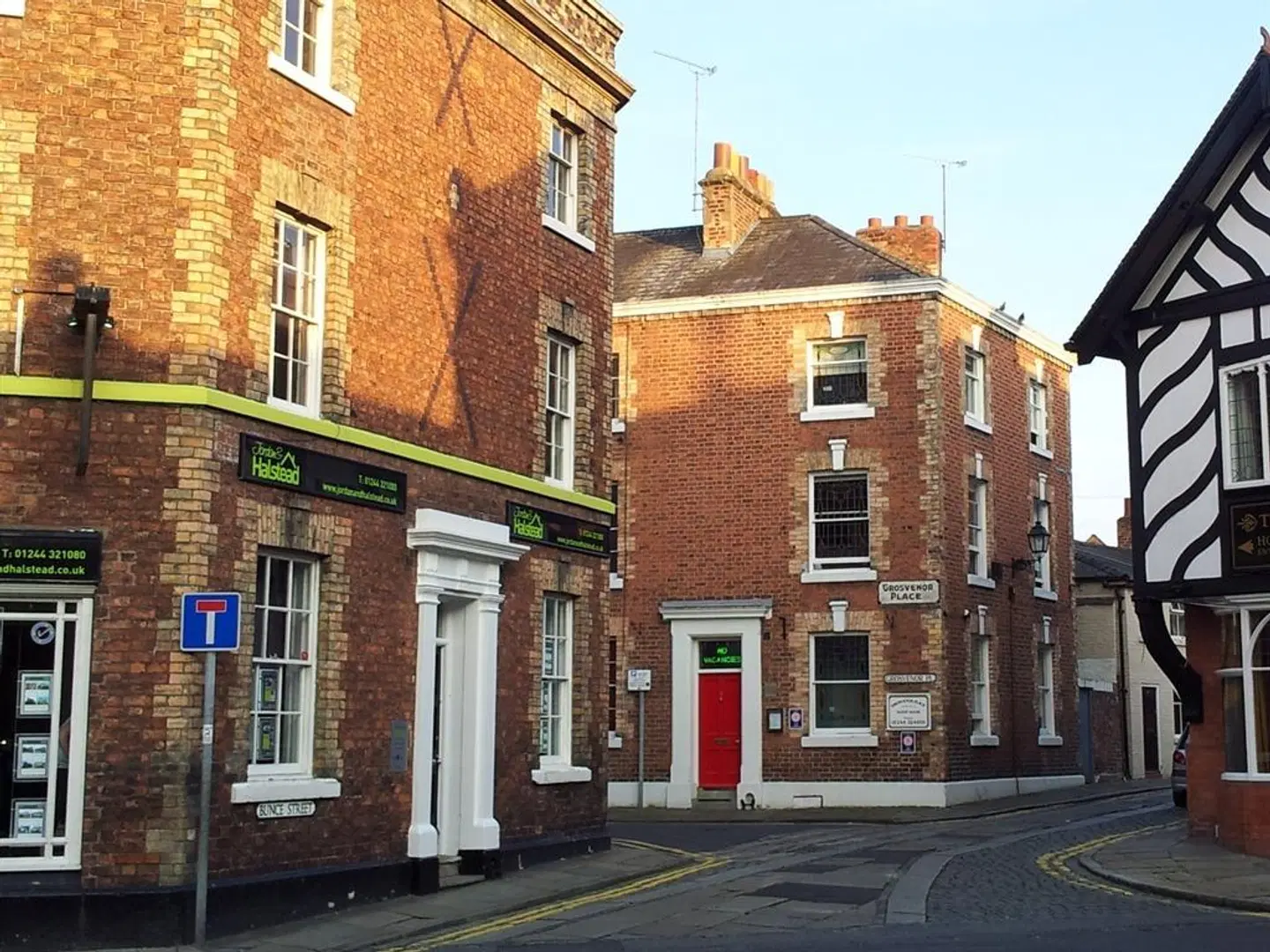Grosvenor Place Guest House EXTERIOR