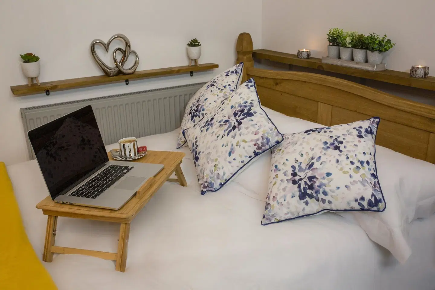 Cades Accommodation ROOM_EXAMPLE