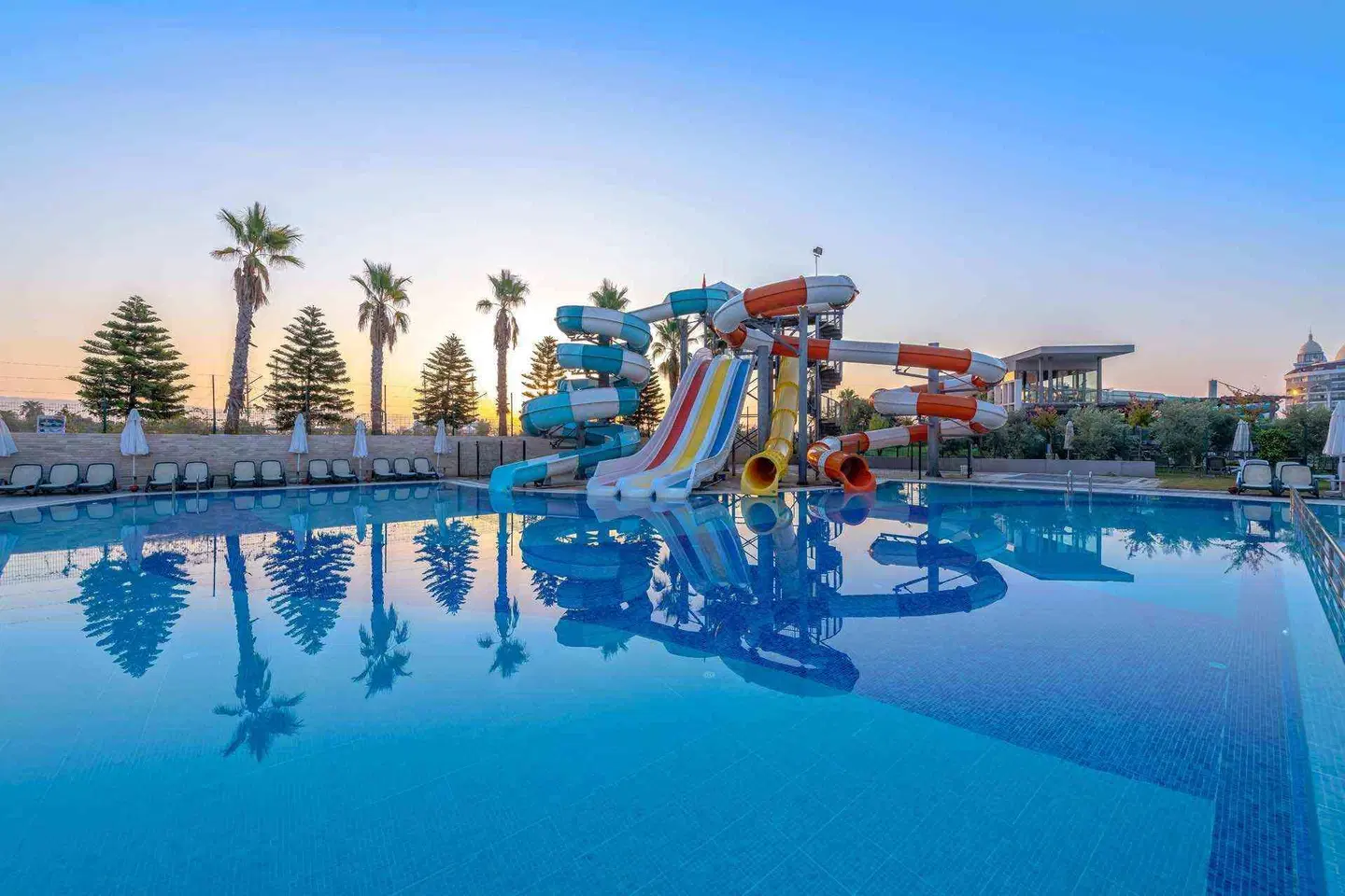Port River Hotel & Spa OUTDOOR_POOL