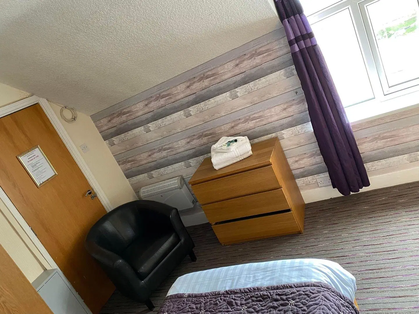Coasters Hotel And Apartments ROOM_EXAMPLE