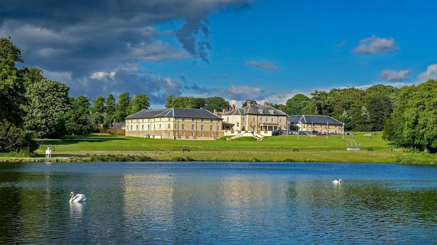 Hardwick Hall Hotel EXTERIOR