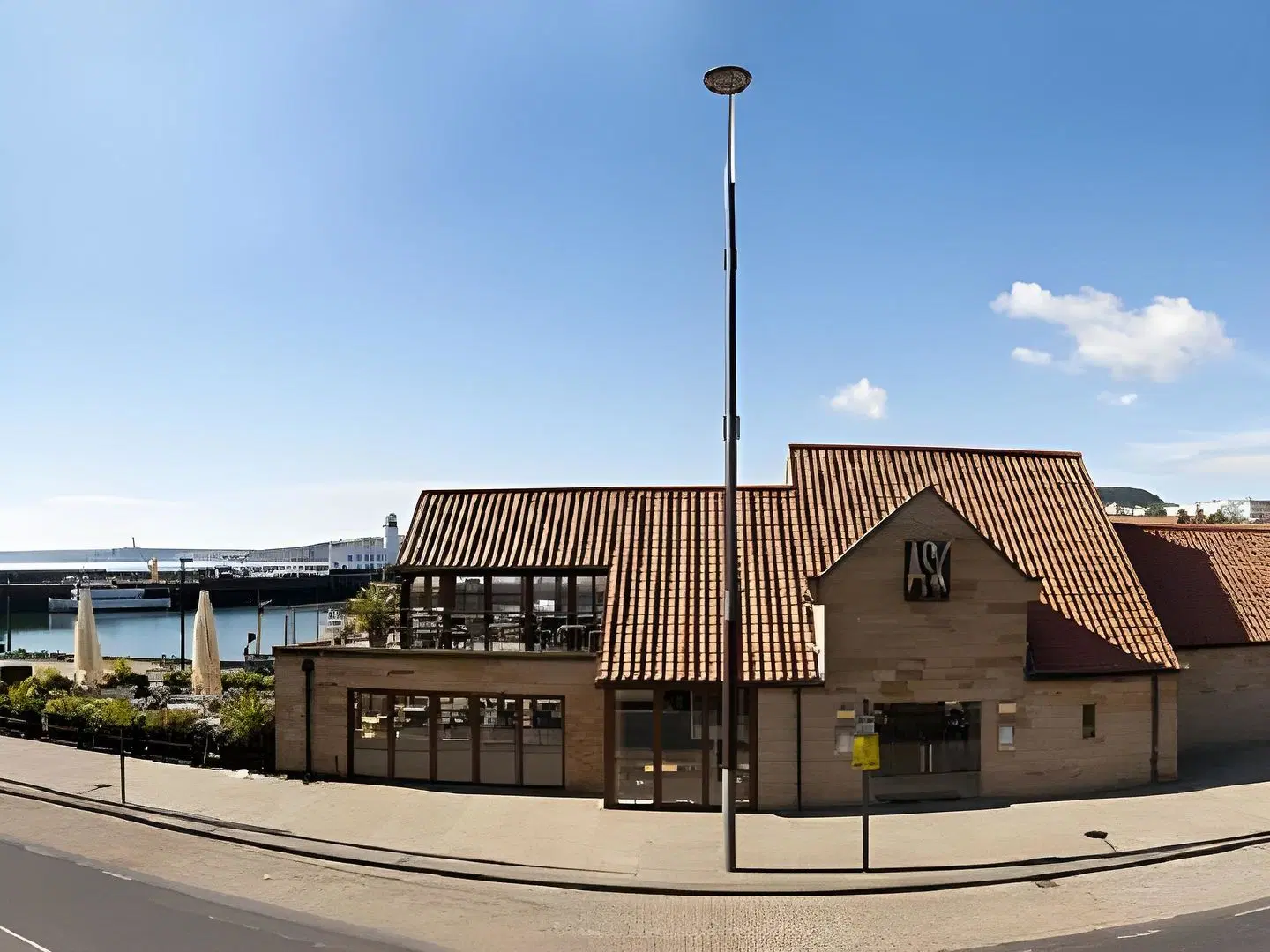 Harbourside Apartments EXTERIOR