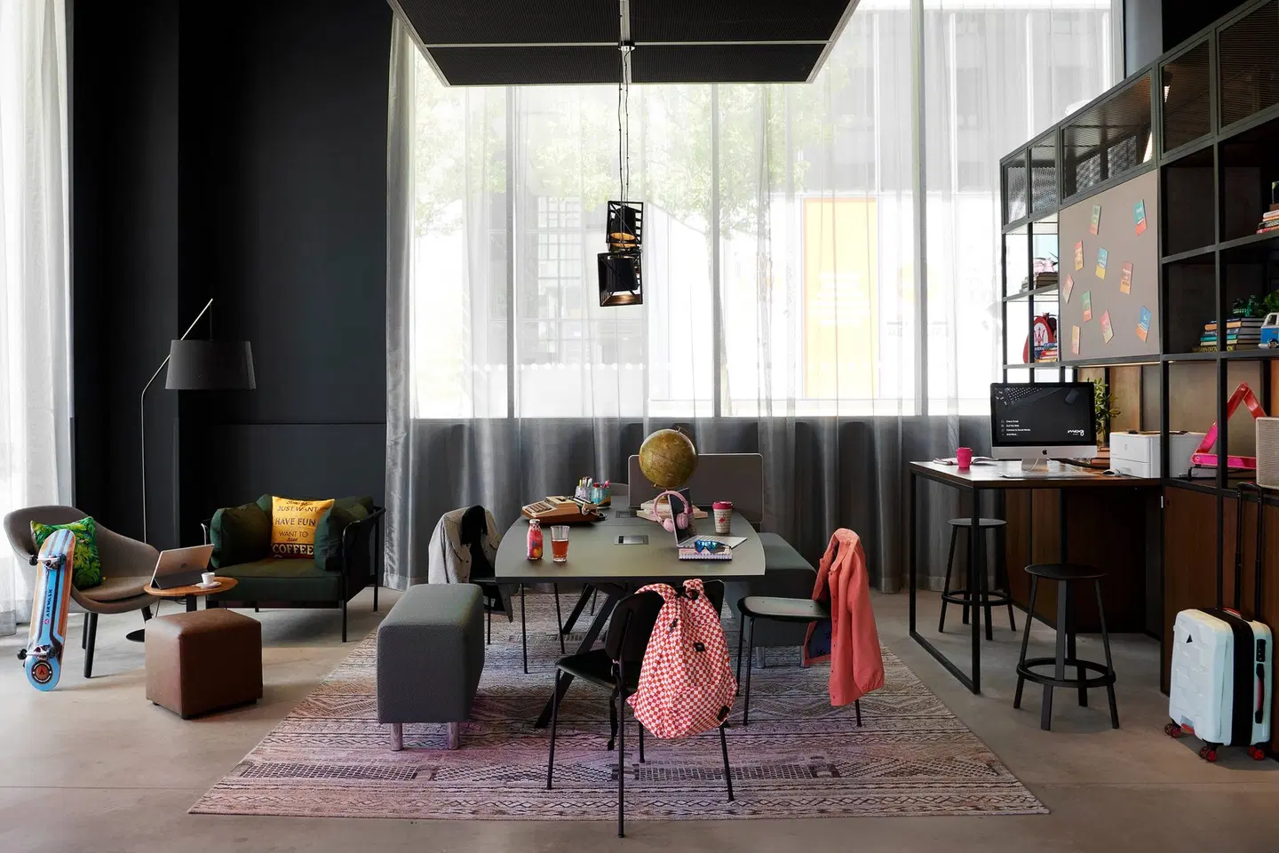 Moxy Milton Keynes LOUNGE_LOBBY